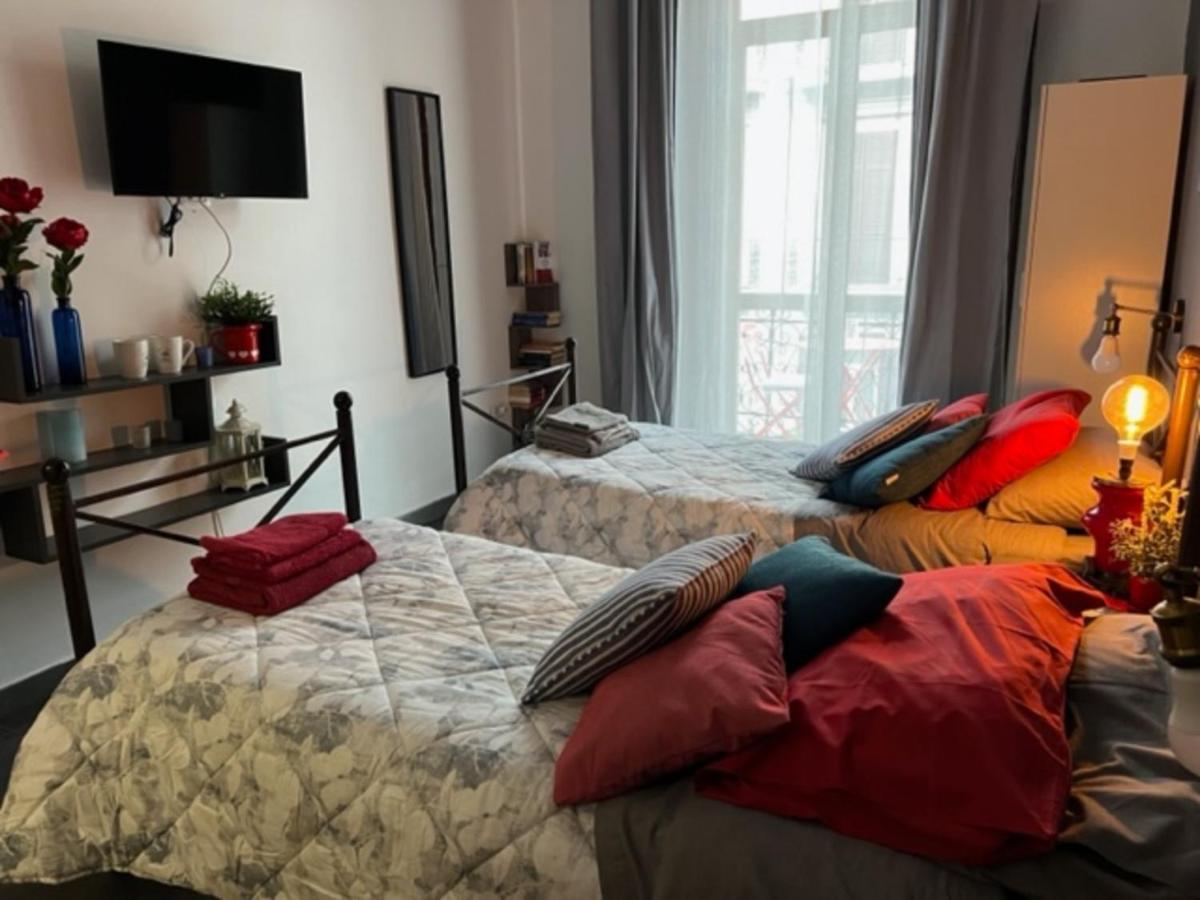 La Porta Accanto Apartment *
