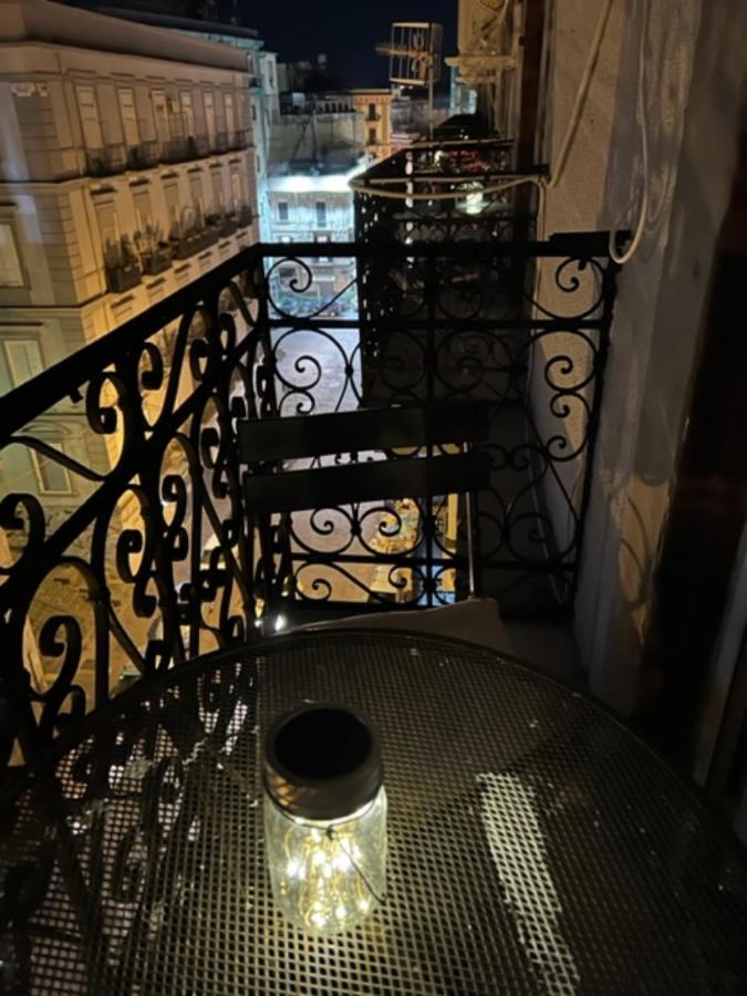 La Porta Accanto Apartment *
